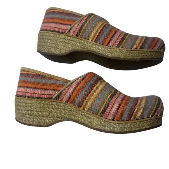 Dansko Vegan woven clogs size 38 8 - Picture 7 of 7